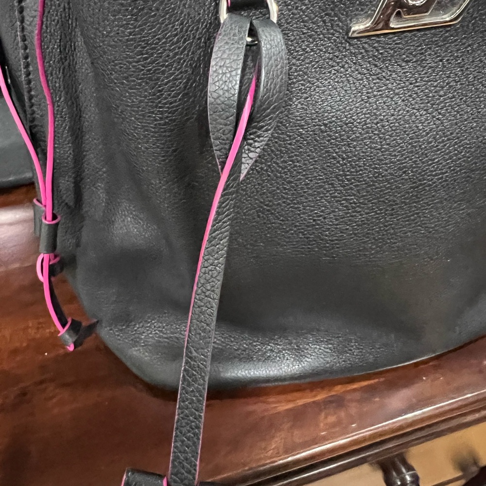 LOUIS VUITTON Lockme Bucket Calf Leather Shoulder Bag Marine Rouge - Picture 7 of 14